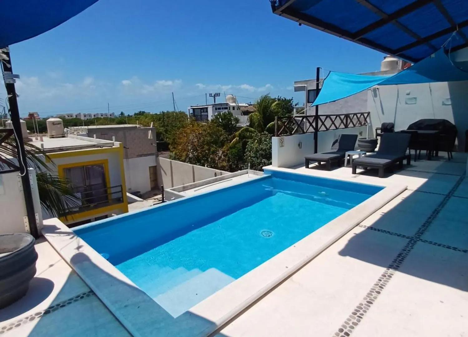Casa Linda Isla-Flamingo-Shared Pool Apartment Isla Mujeres